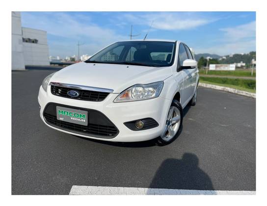 FORD FOCUS 1.6 GL 8V FLEX 4P MANUAL